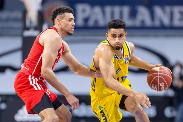 手特点量身 手特点量身